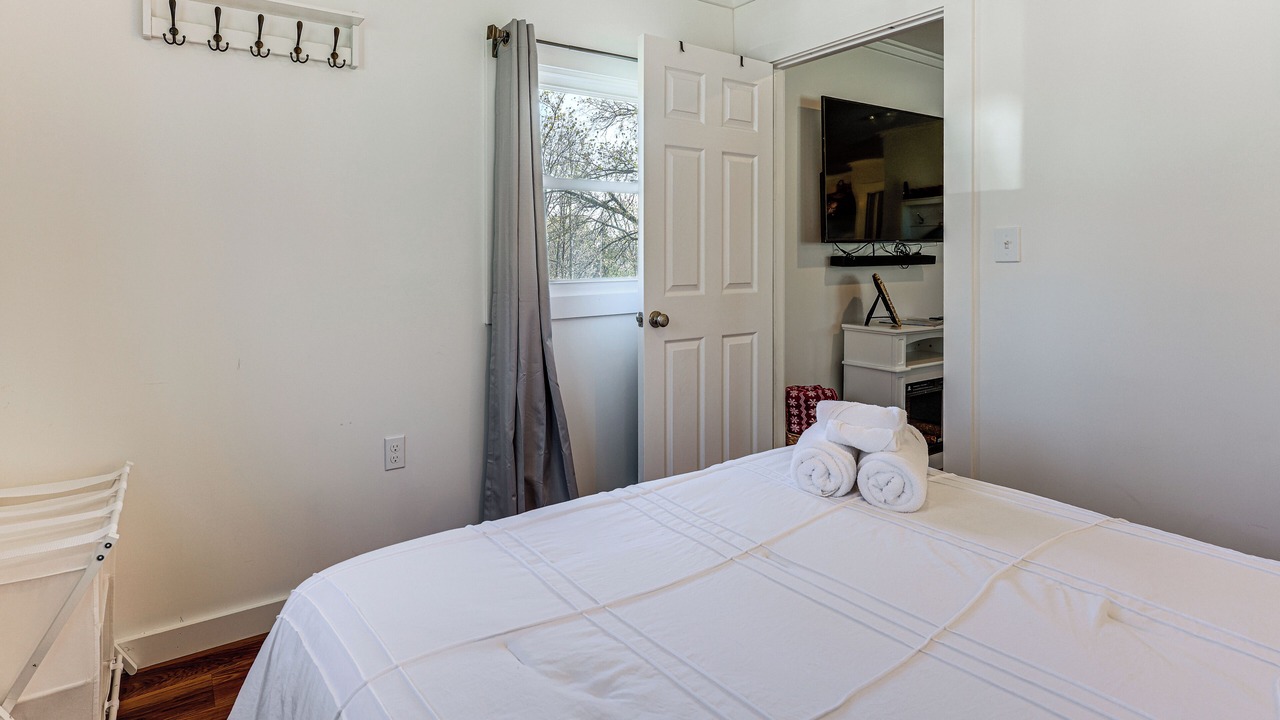 Photo of Bedroom in Valois