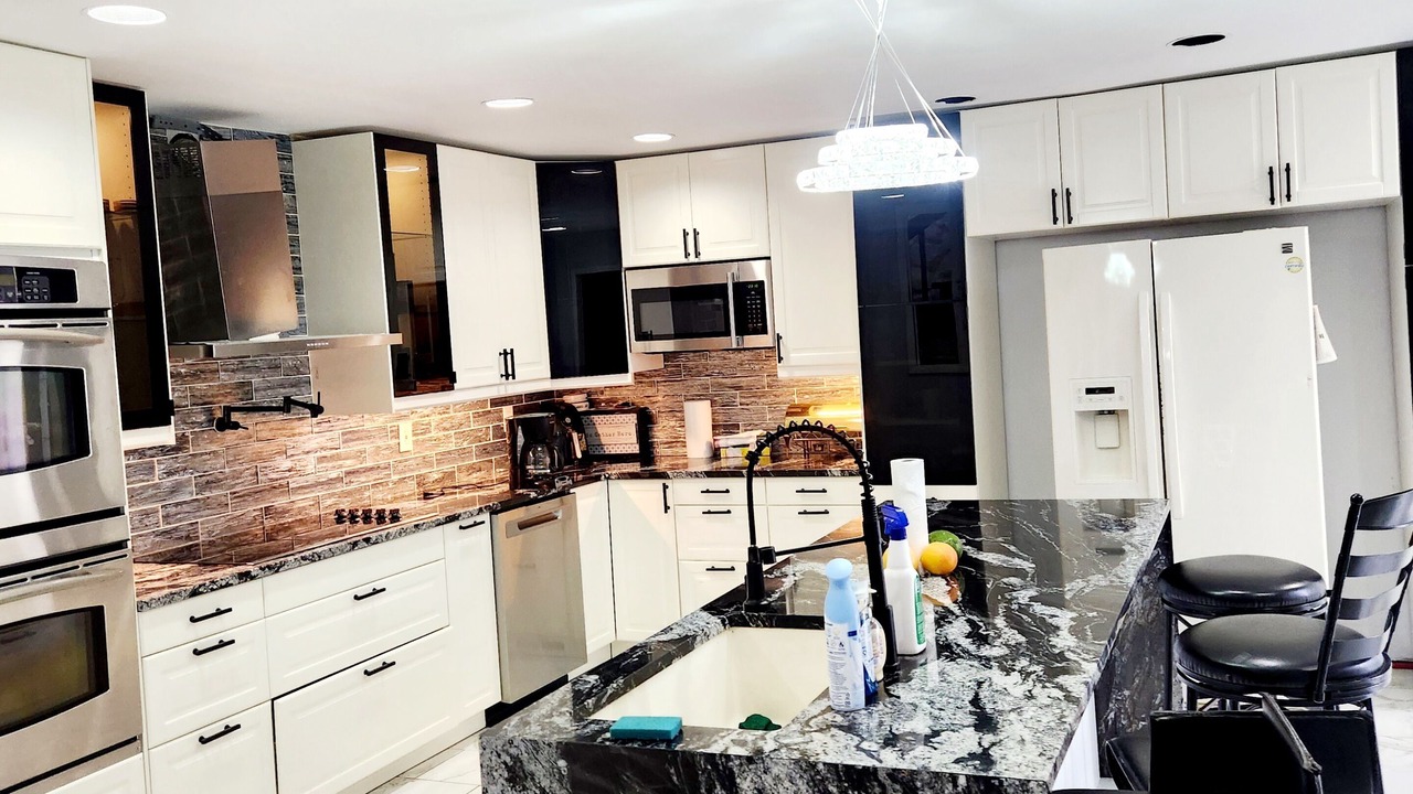 Photo of Kitchen in Bay Shore
