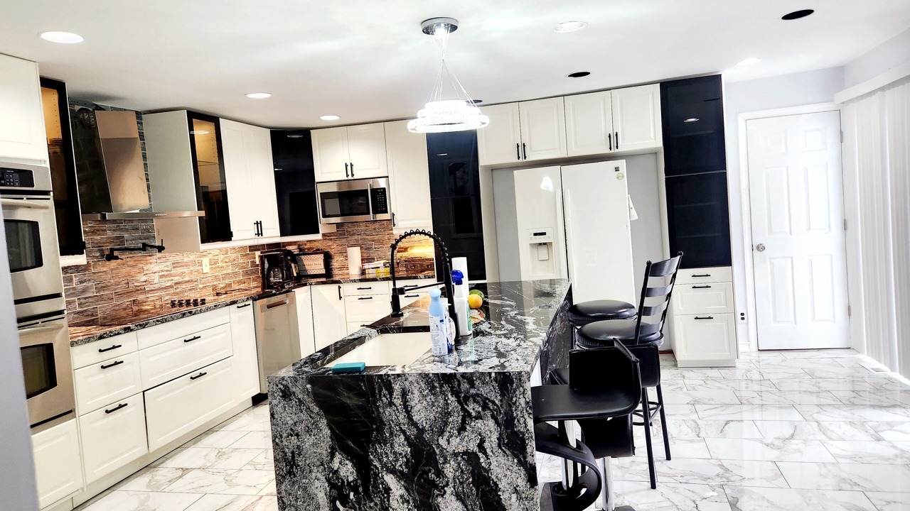 Photo of Kitchen in Bay Shore