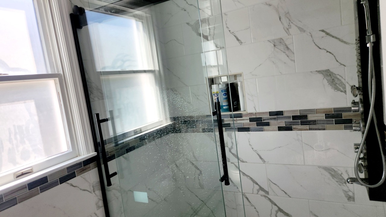 Photo of Bathroom in Bay Shore