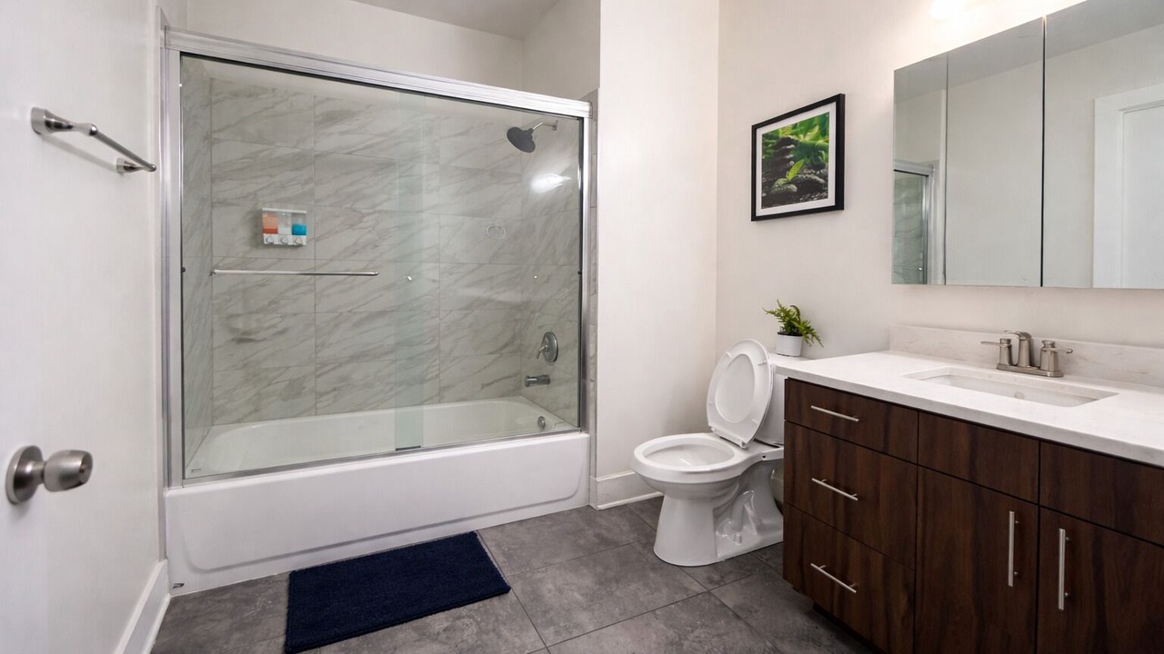 Photo of Bathroom in Near South Side