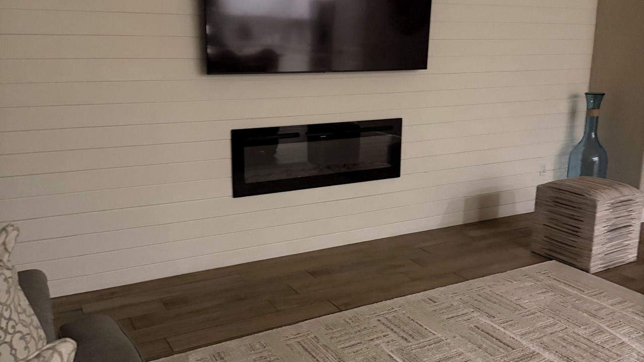 Photo of Livingroom in Hanford