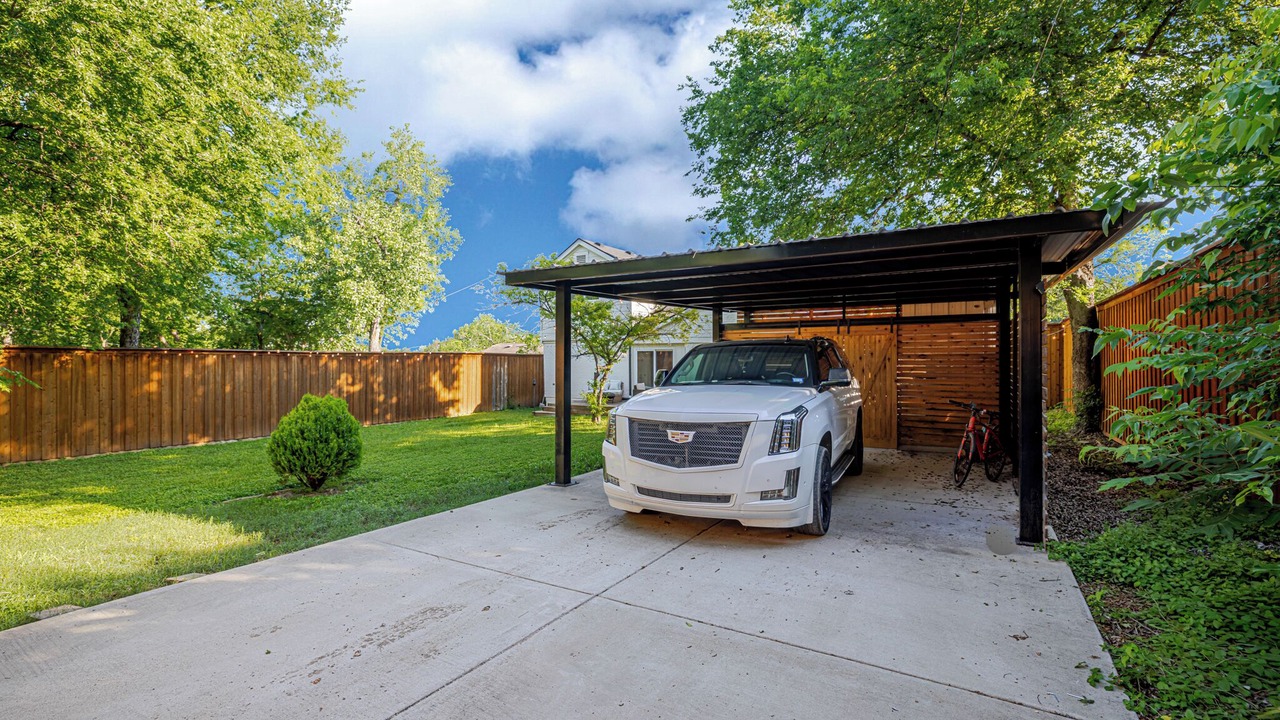 Photo of Outdoor in Dallas