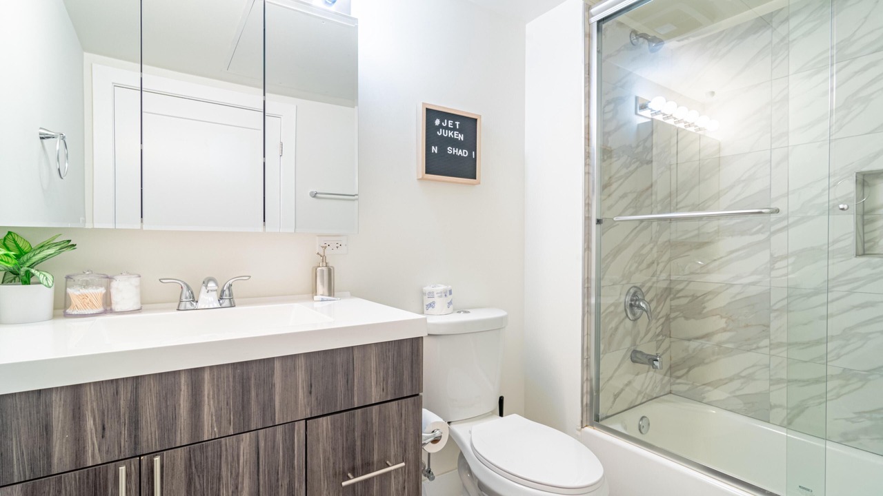 Photo of Bathroom in Near South Side