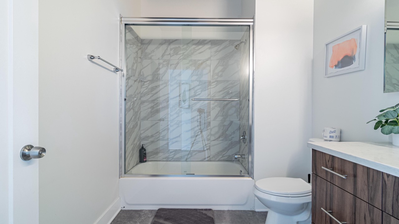 Photo of Bathroom in Near South Side