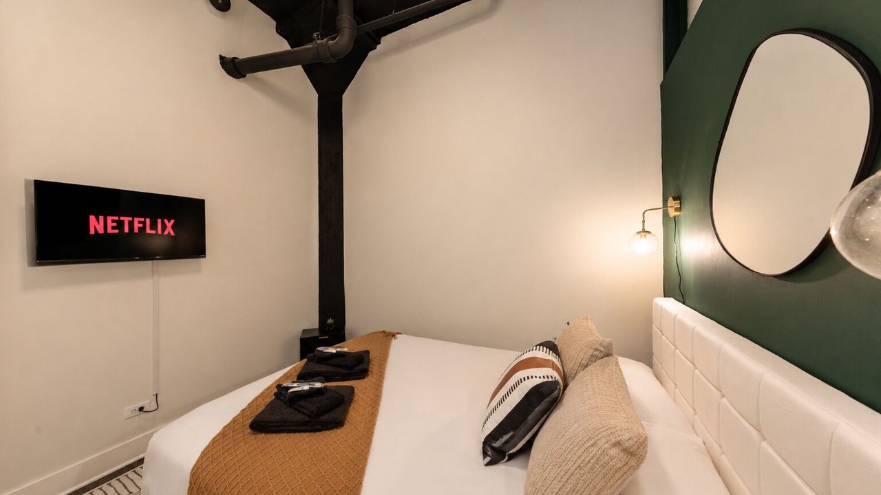 Photo of Bedroom in Near South Side