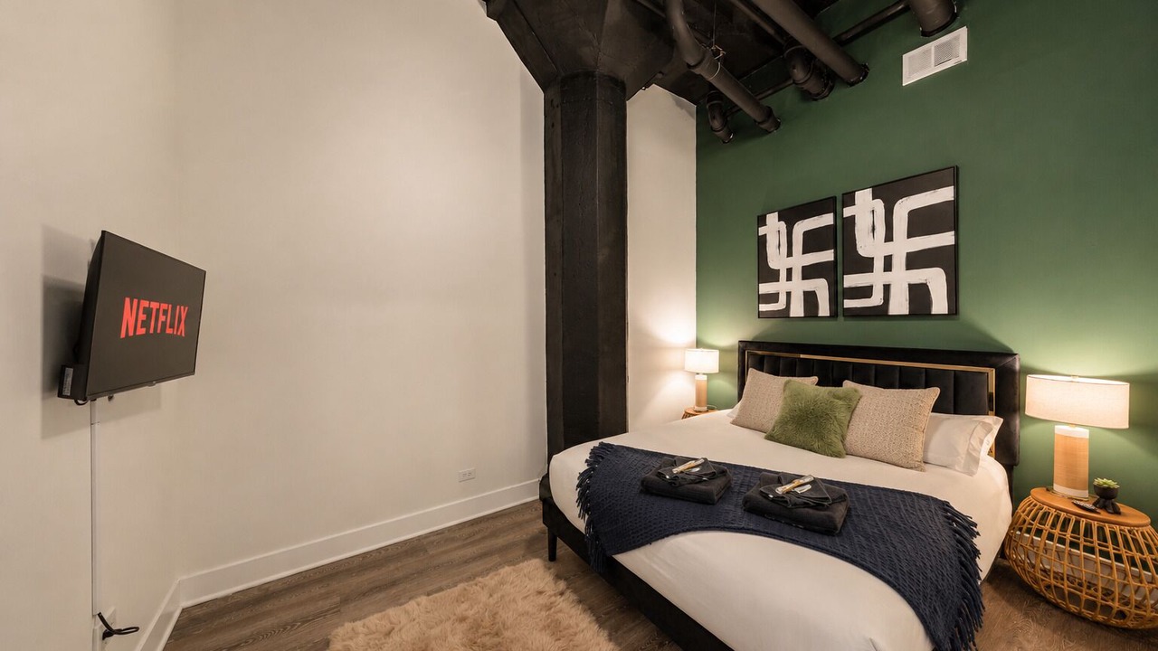 Photo of Bedroom in Near South Side