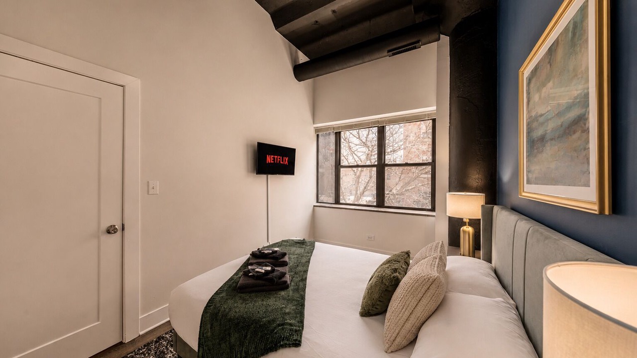 Photo of Bedroom in Near South Side