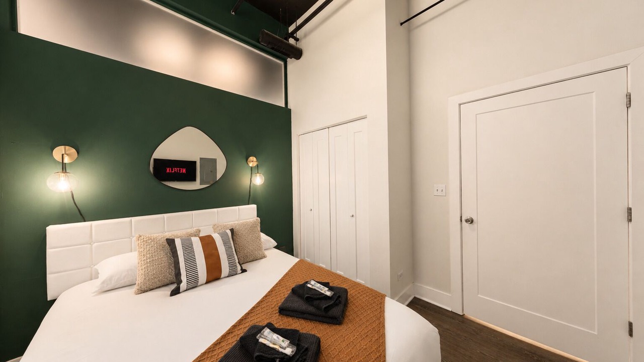 Photo of Bedroom in Near South Side