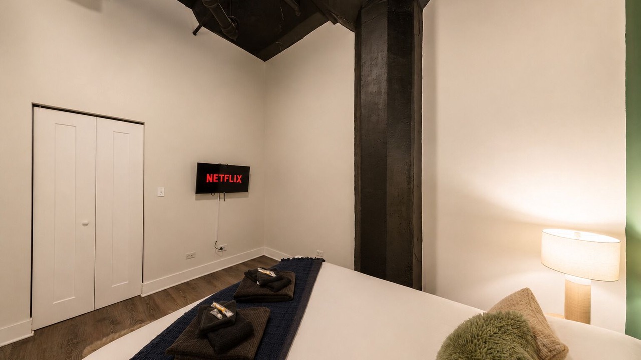 Photo of Bedroom in Near South Side