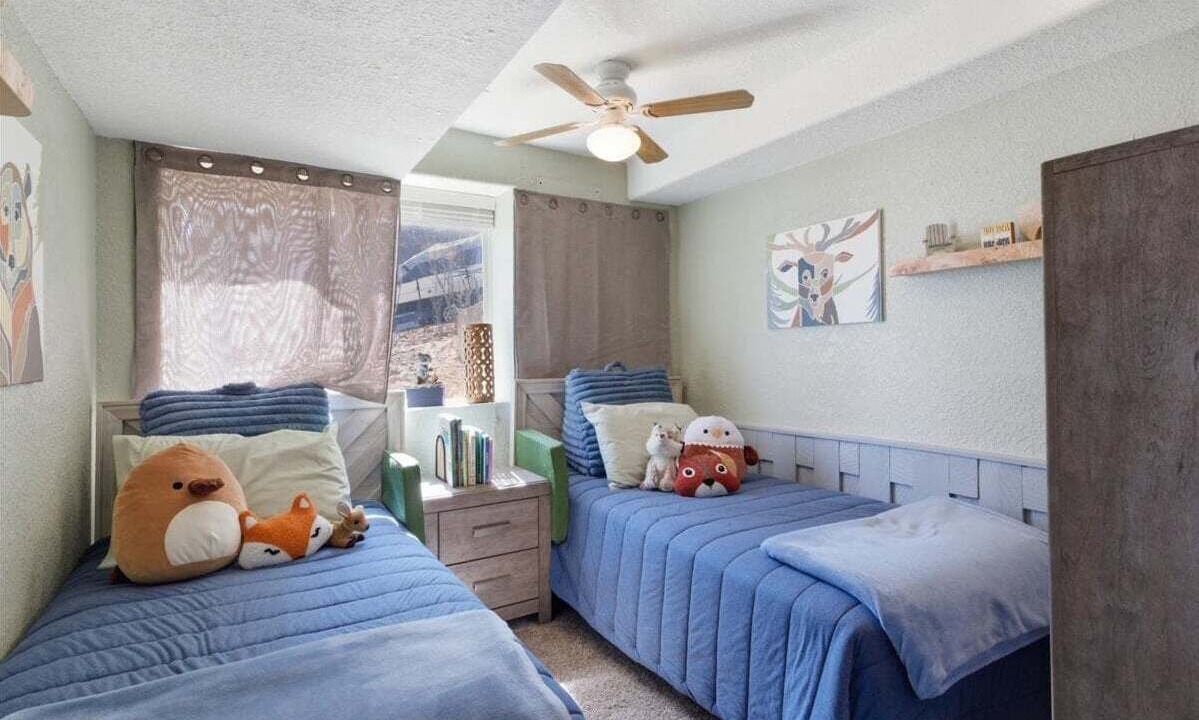 Photo of Bedroom in Roach