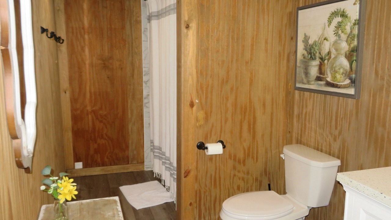 Photo of Bathroom in Coldspring