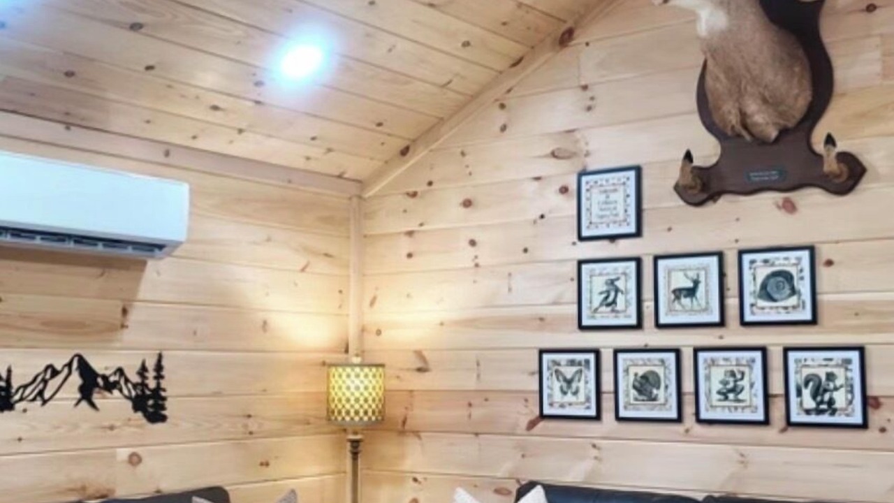 Photo of Livingroom in Huntsville