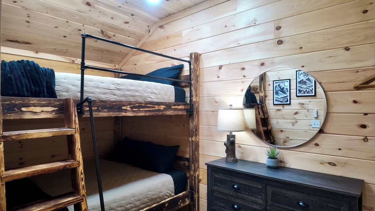 Photo of Bedroom in Huntsville