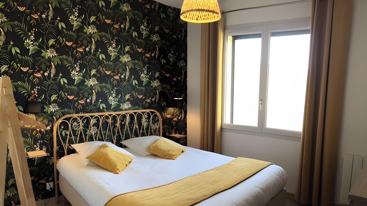 Photo of Bedroom in Saint-Izaire