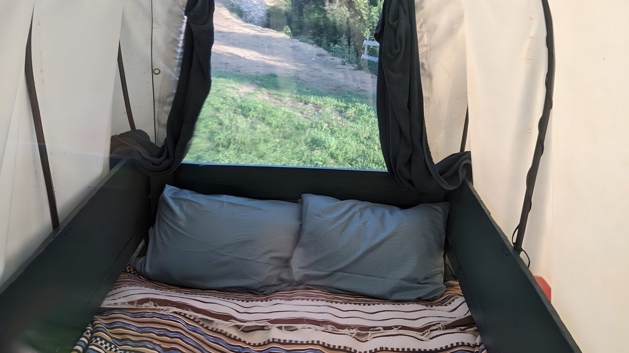 Photo of Bedroom in Lafarre
