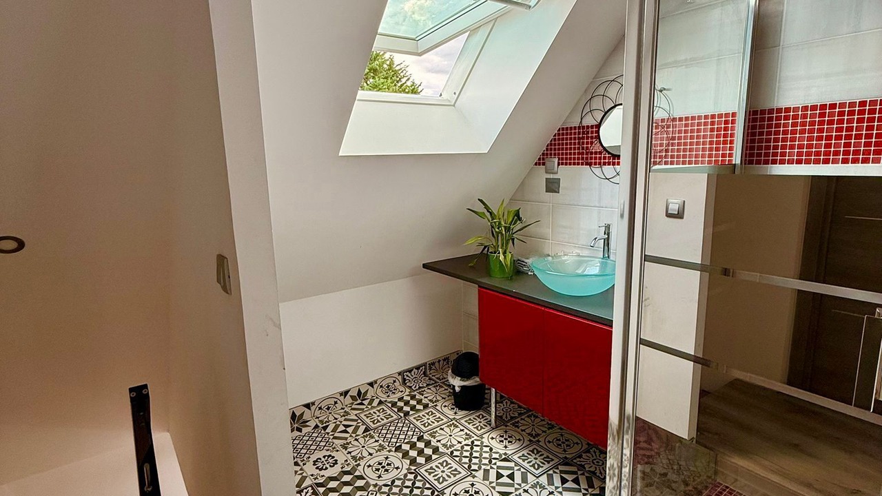 Photo of Bathroom in Miroir - Batignolles