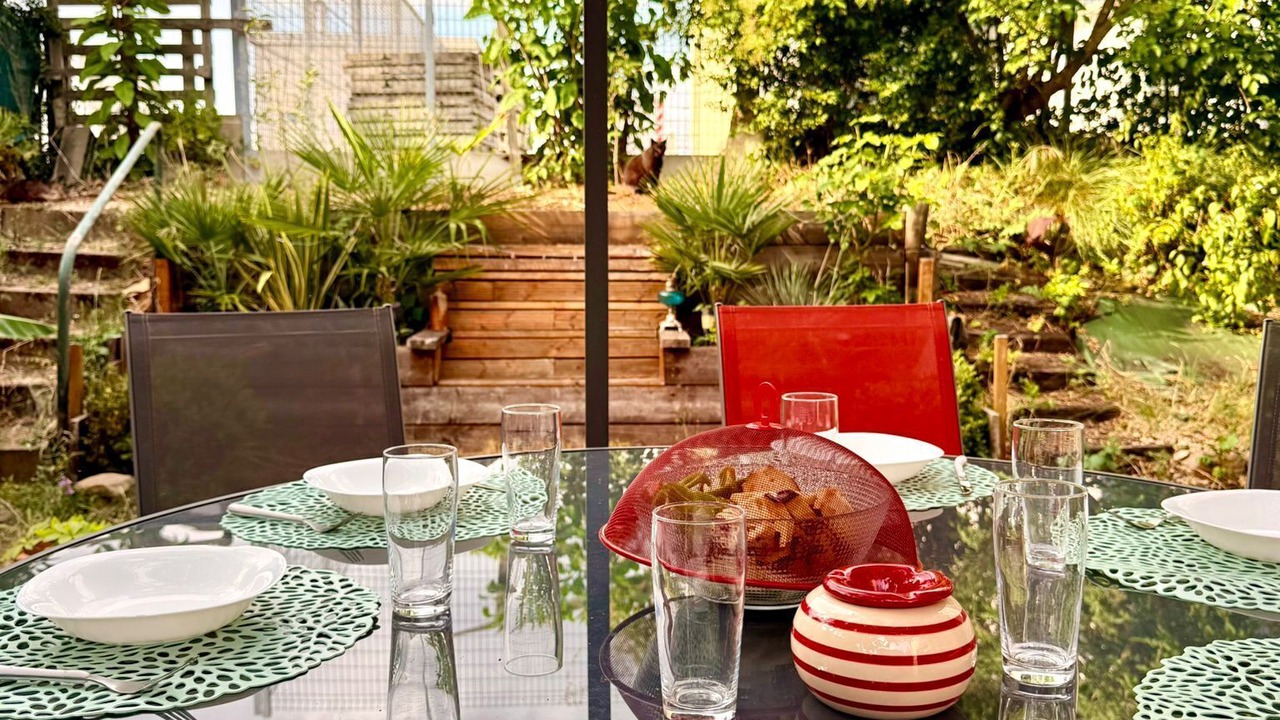 Photo of Outdoor in Miroir - Batignolles