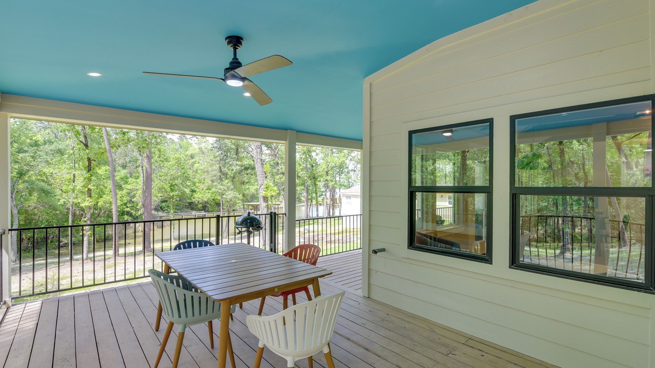 Photo of Outdoor in Pointblank