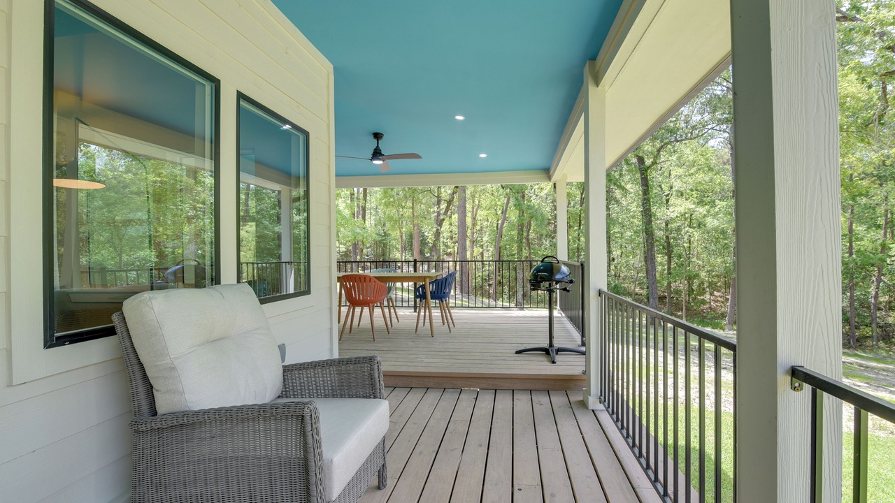 Photo of Outdoor in Pointblank