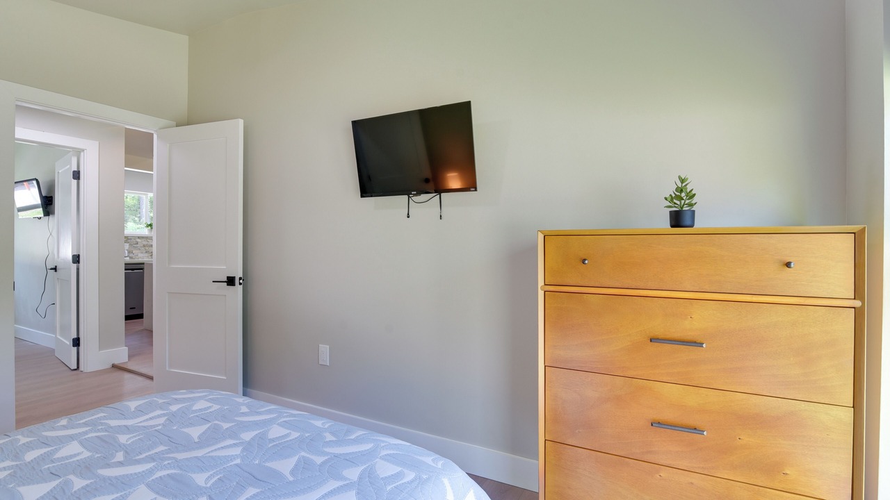 Photo of Bedroom in Pointblank