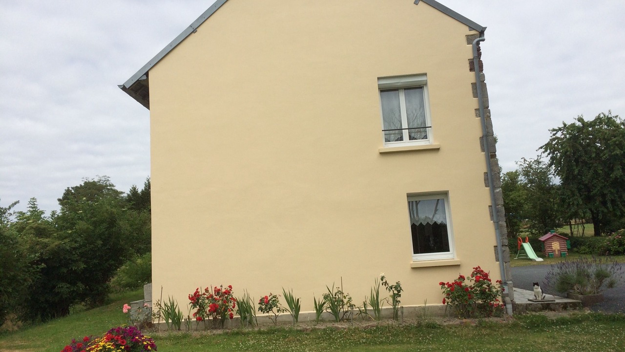 Photo of Others in Brehal