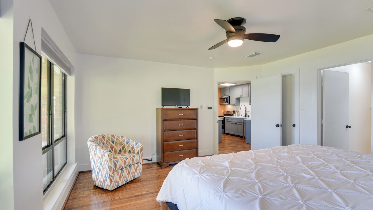 Photo of Bedroom in Pointblank