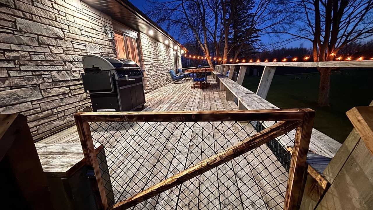 Photo of Patio Balcony in Wiarton