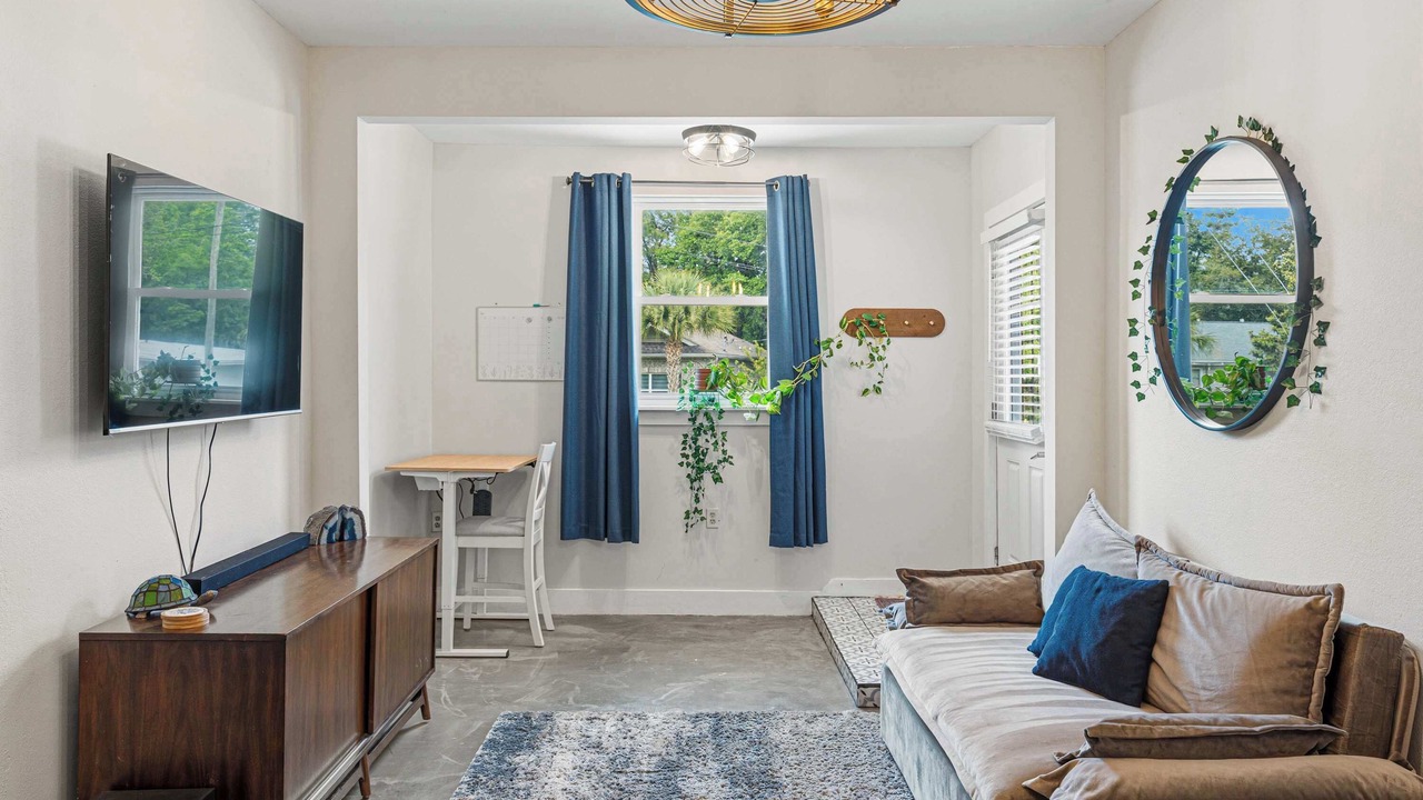 Photo of Livingroom in Fort Walton Beach