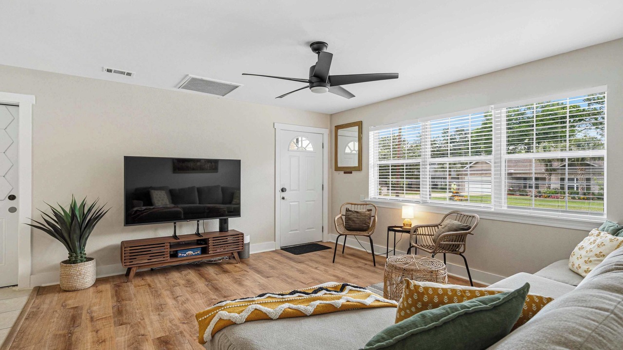 Photo of Livingroom in Fort Walton Beach