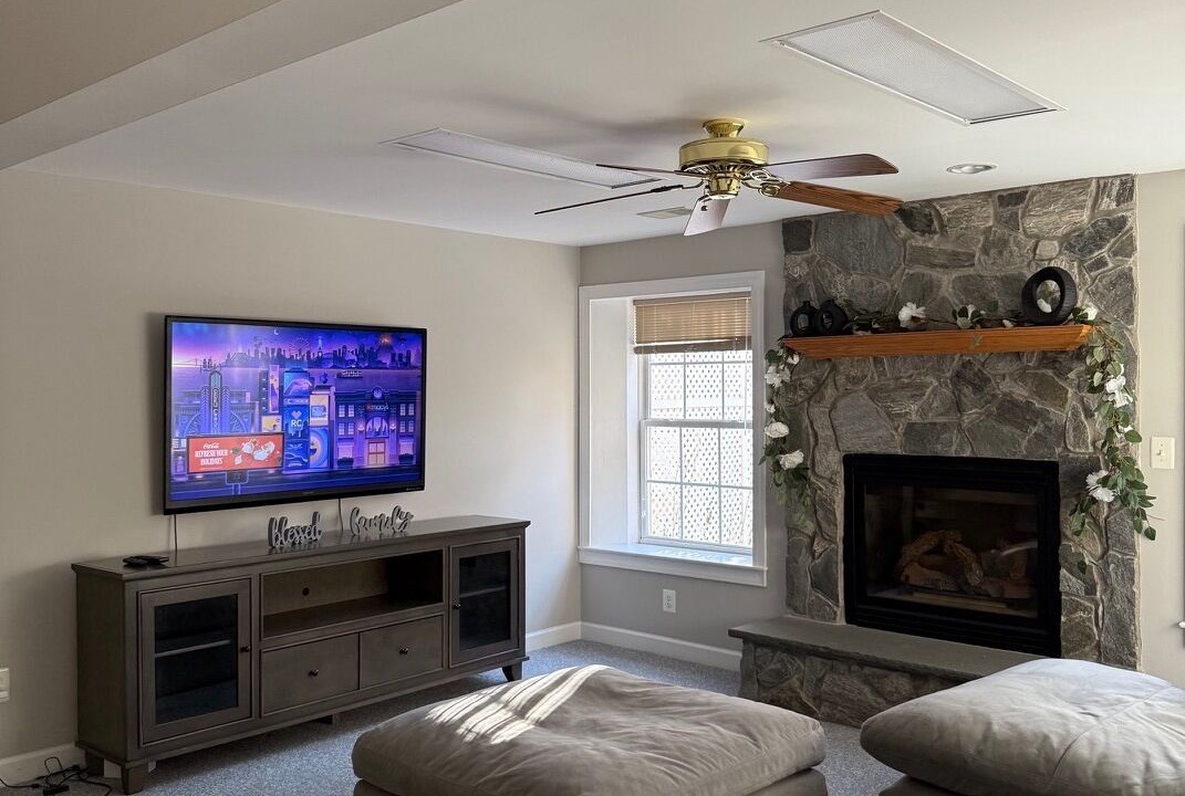 Photo of Livingroom in Manassas