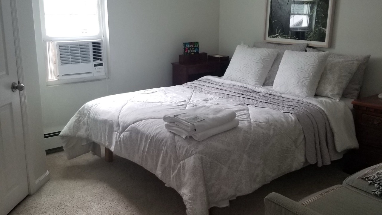 Photo of Bedroom in Milford