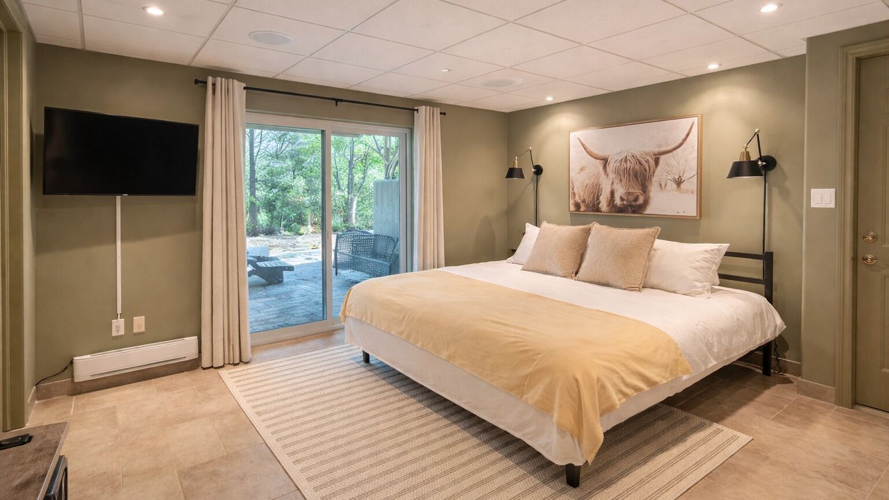 Photo of Bedroom in Elora