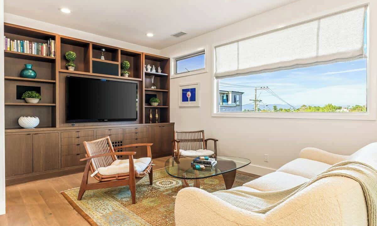 Photo of Bedroom in The Strand