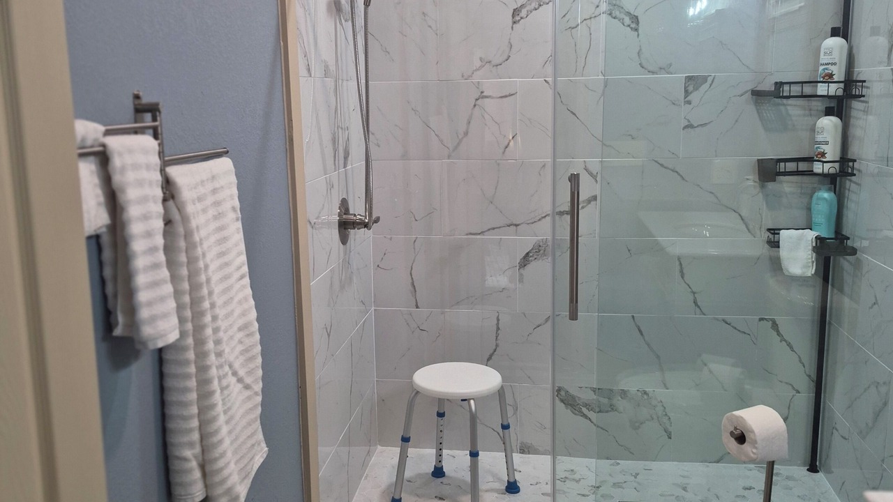 Photo of Bathroom in Murphy