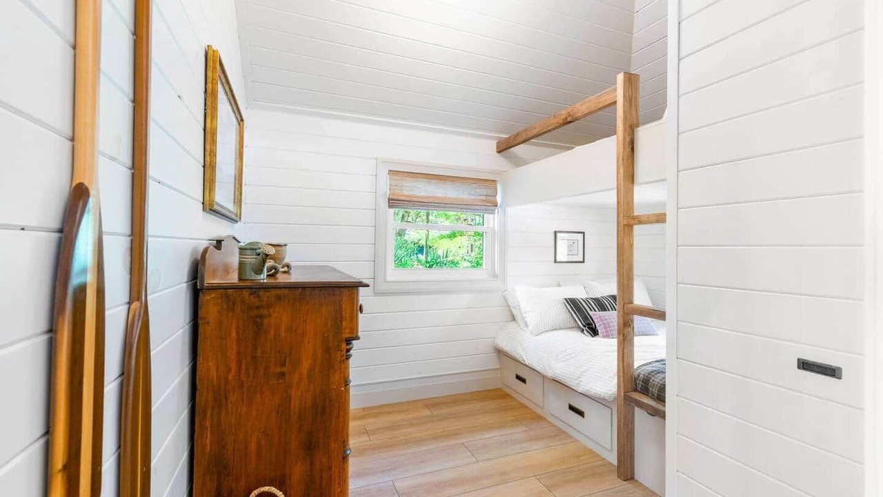 Photo of Bedroom in Long Point