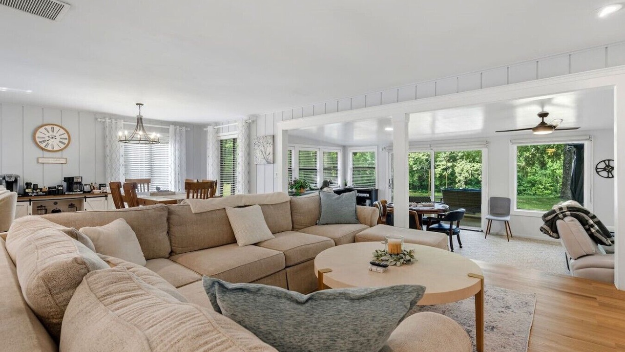 Photo of Livingroom in Hot Springs Village