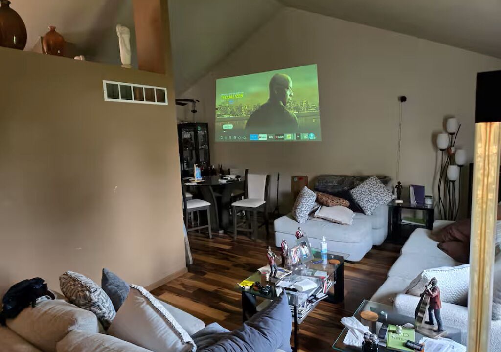 Photo of Livingroom in Richton Park