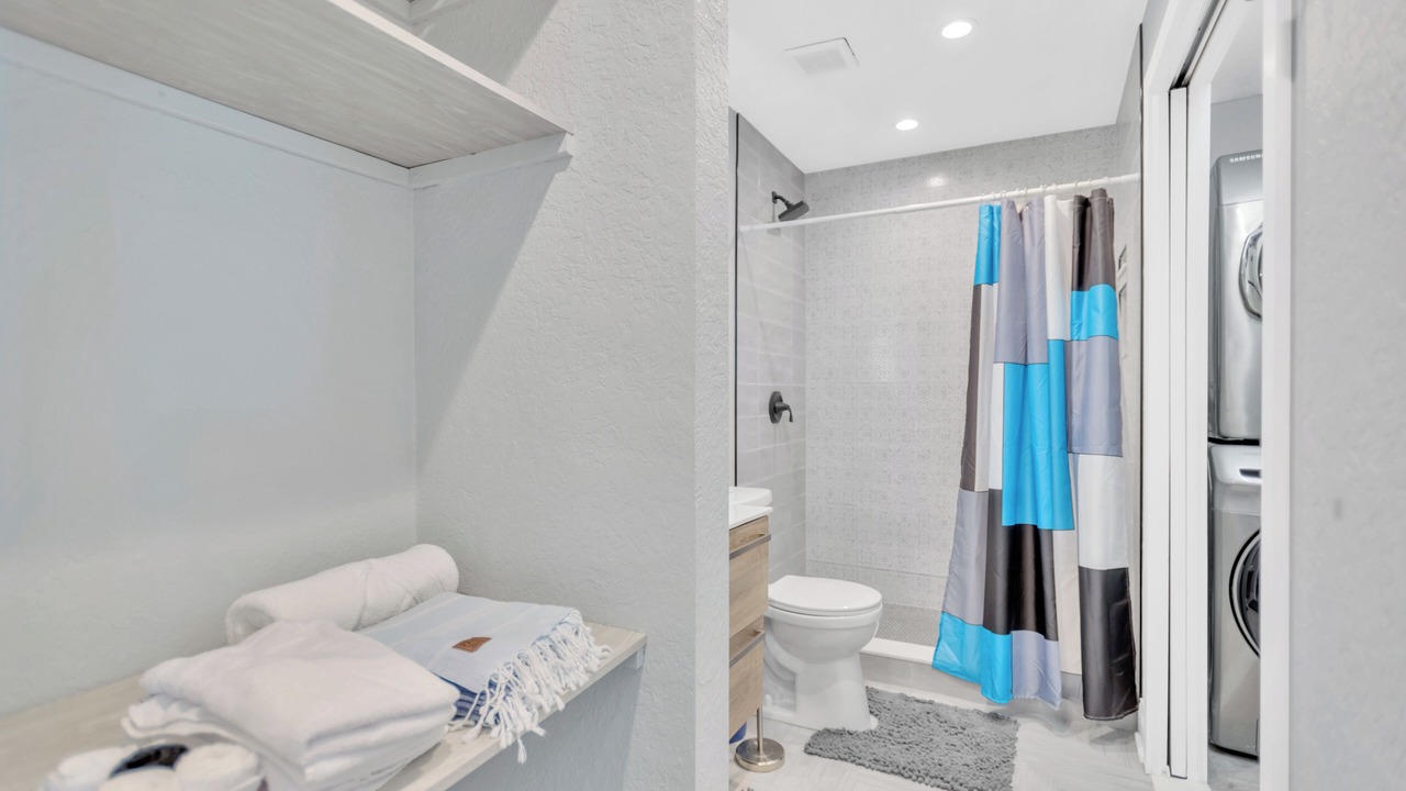 Photo of Bathroom in Capri Isle