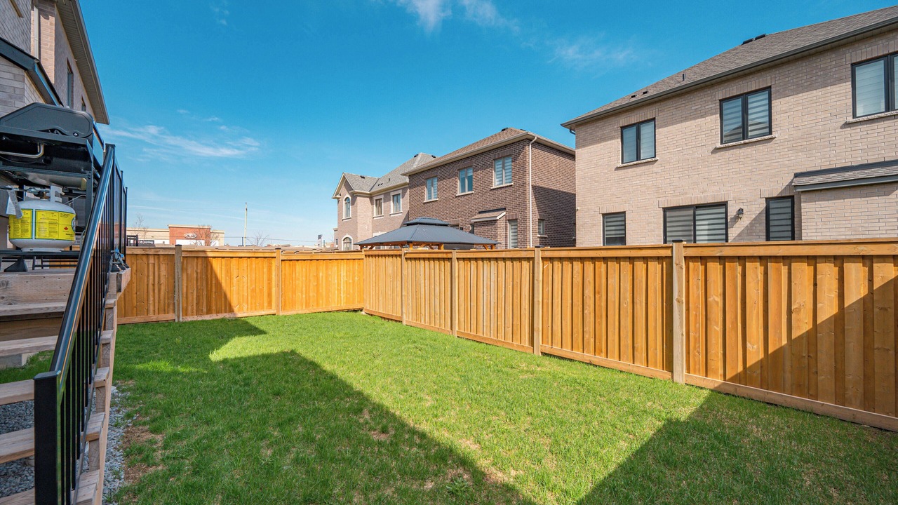 Photo of Outdoor in Brampton