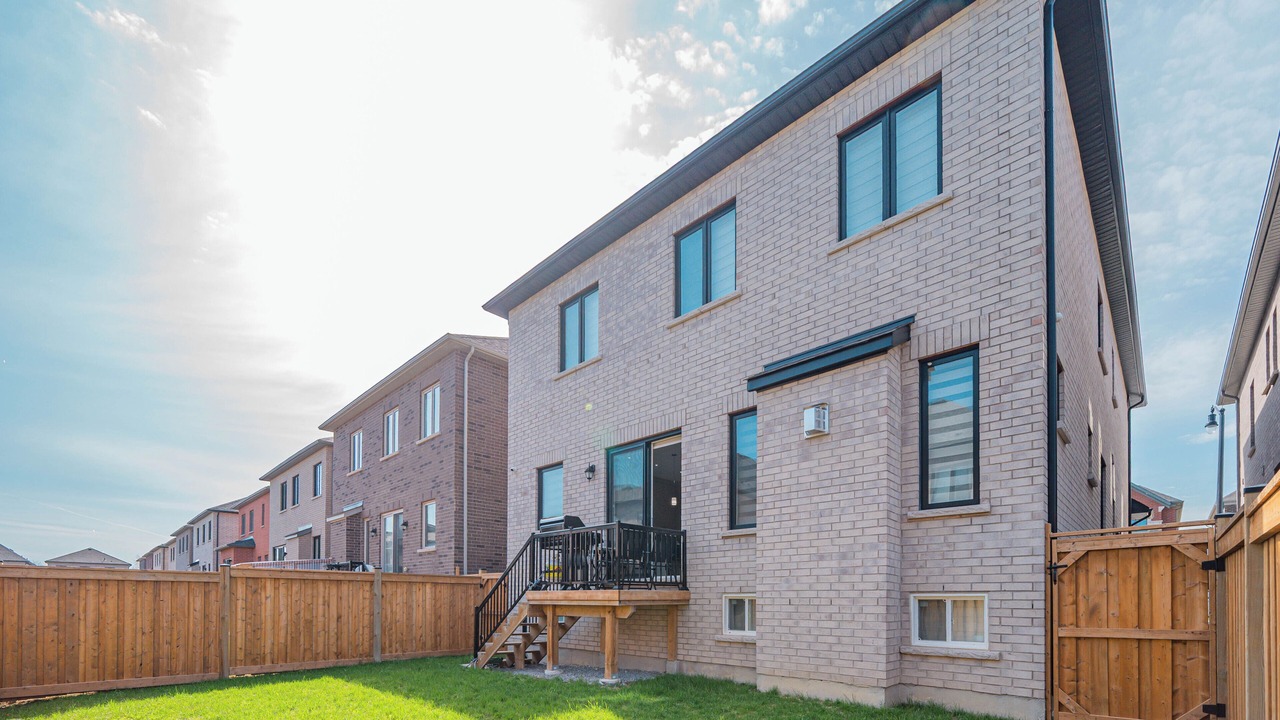 Photo of Outdoor in Brampton