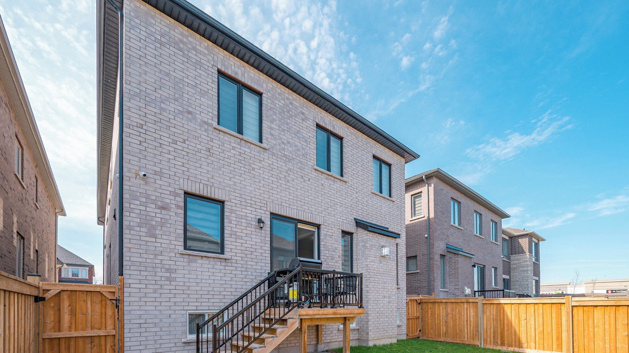 Photo of Outdoor in Brampton