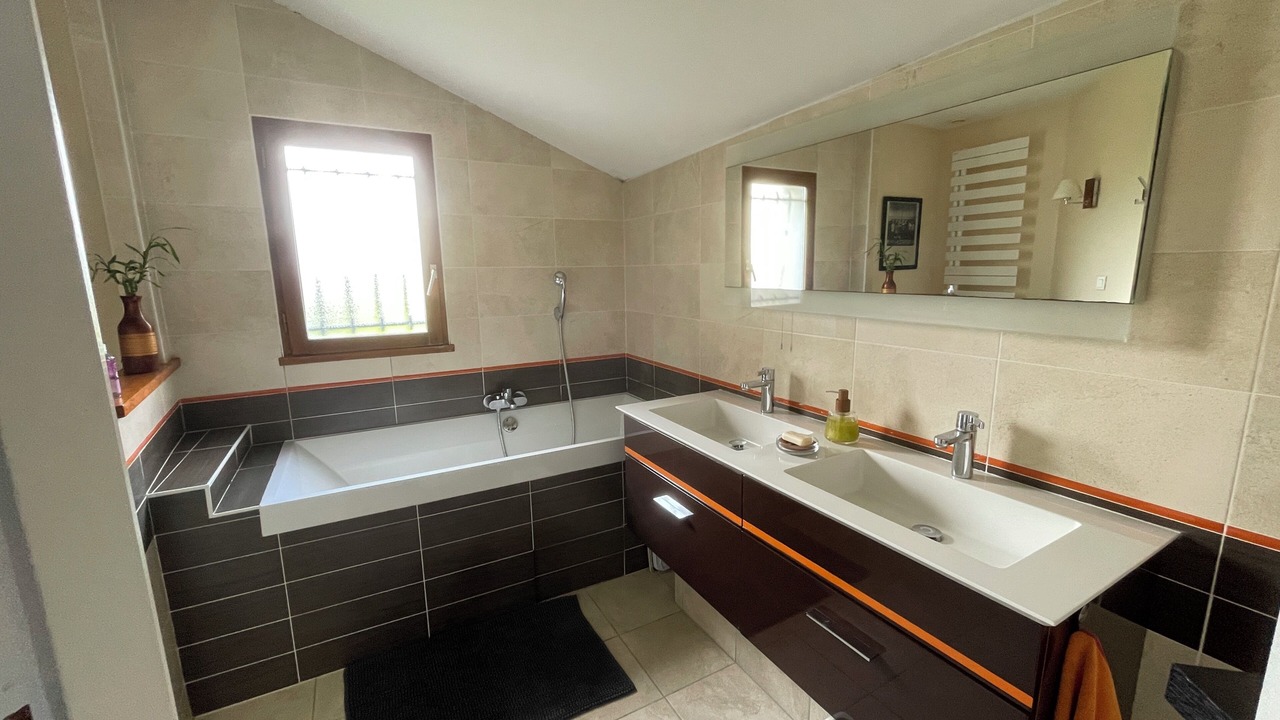 Photo of Bathroom in Soyaux