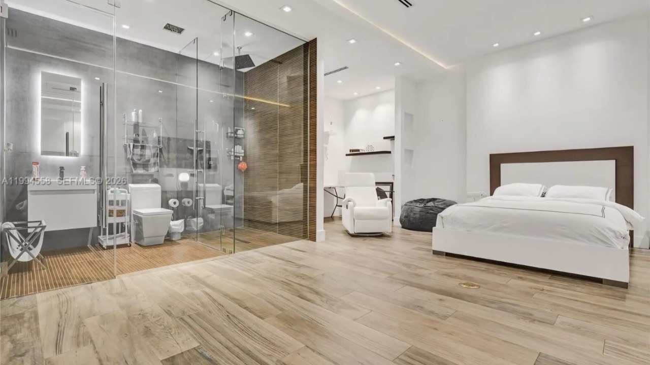 Photo of Bathroom in Tamiami