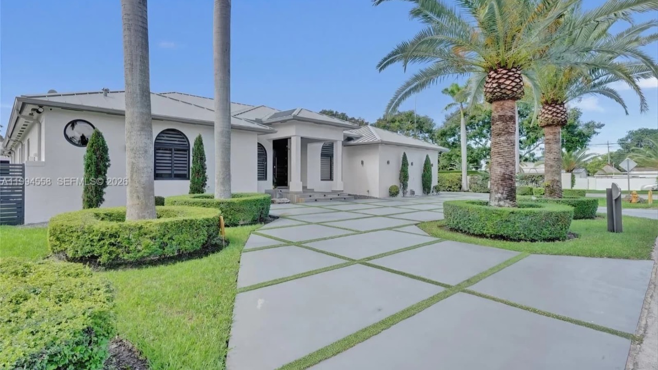 Photo of Outdoor in Tamiami