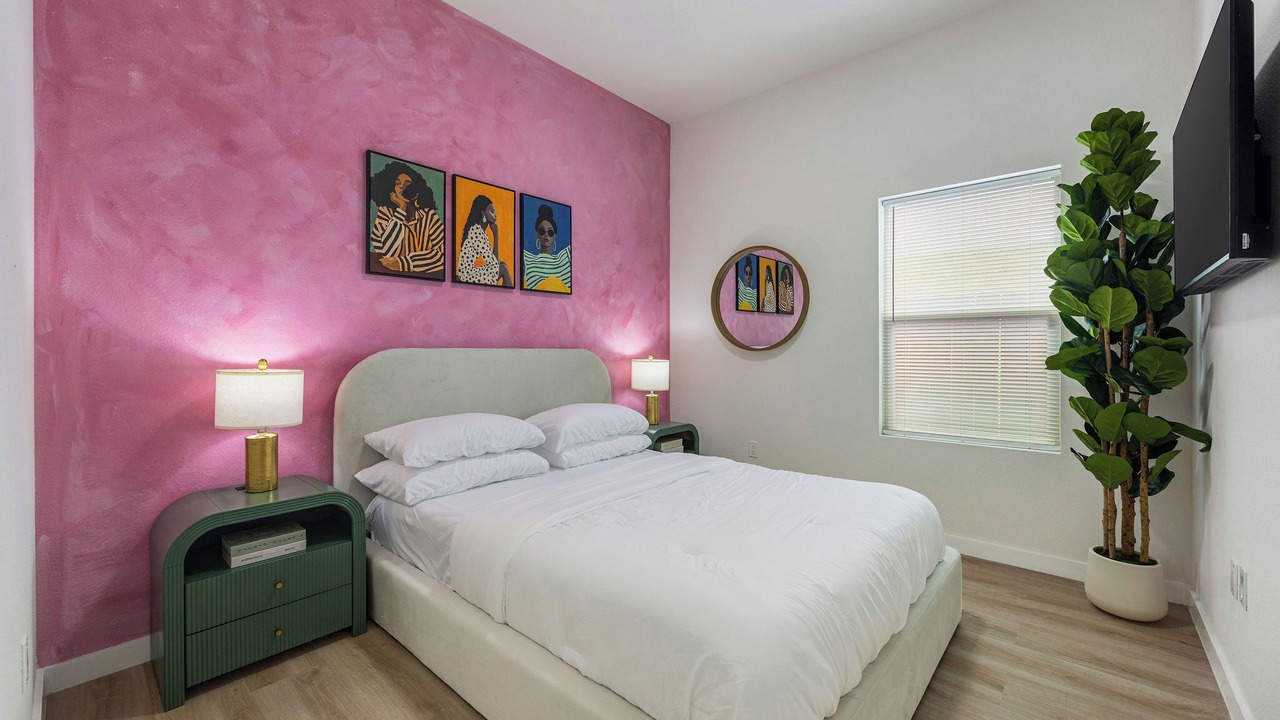 Photo of Bedroom in Northeast Houston