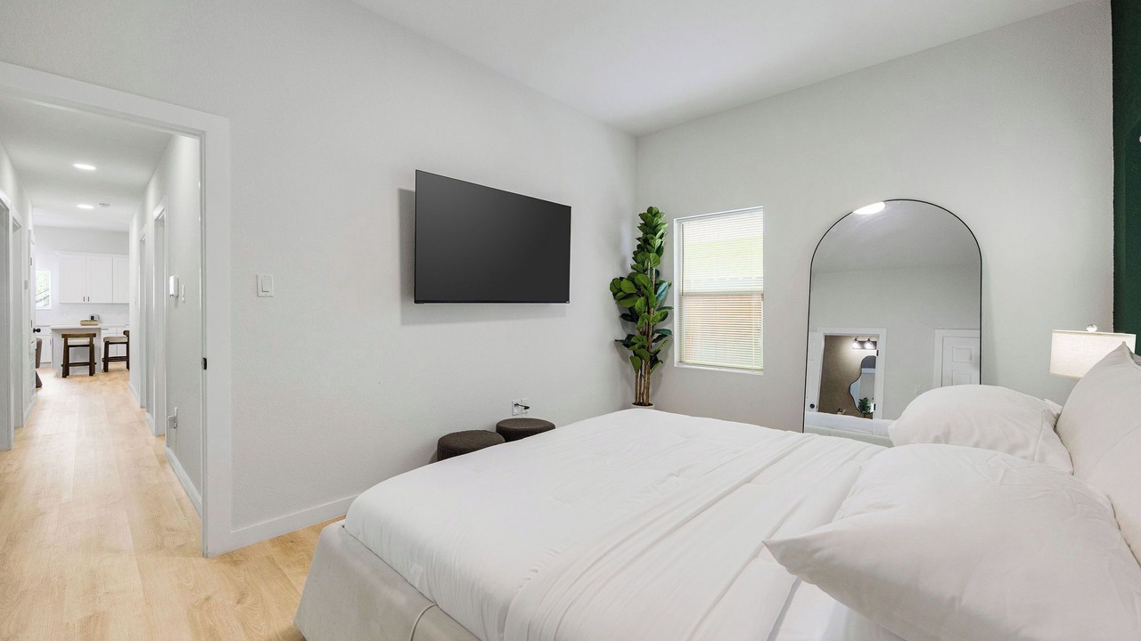Photo of Bedroom in Northeast Houston
