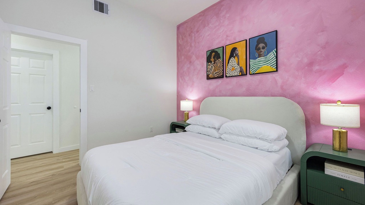 Photo of Bedroom in Northeast Houston