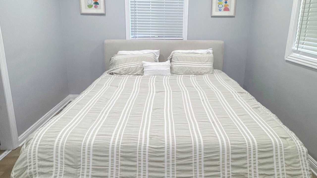 Photo of Bedroom in Compton