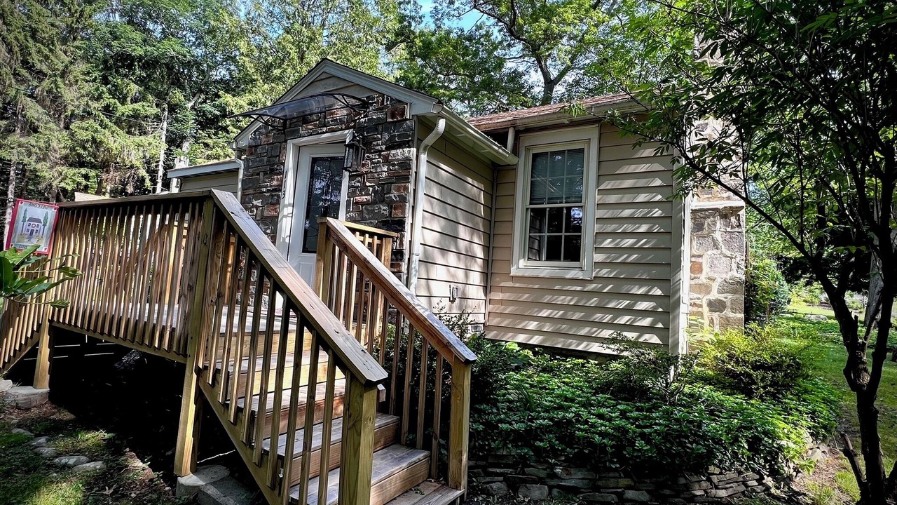 Photo of Outdoor in Canadensis